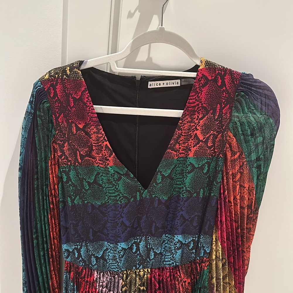 Alice And Olivia Size 2 Multi-Color Maxi Dress - image 2